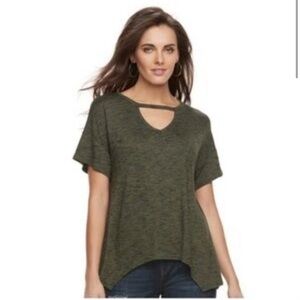 Juicy Couture Rayon Blend Shirt Medium Green Short Sleeve Stretch Keyhole Fall